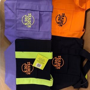 Trader Joe's 4 Pack Halloweeen Mini Tote Bag Set